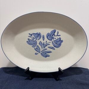 Pfaltzgraff Yorktowne Oval Serving Platter 14” Stoneware Blue Floral USA #16
